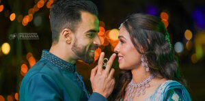 10 Creative Engagement Photography Poses for Stunning Shots